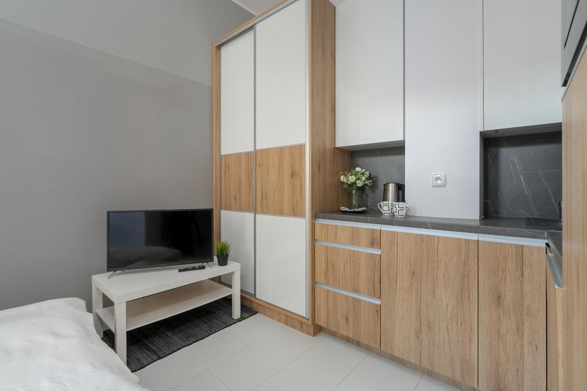 Cosy Studios Gasiorowskich By The Wilson Park By Noclegi Renters Poznan Exterior photo